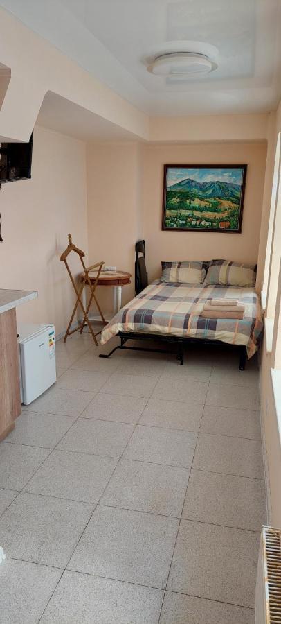Bunker Best Mini-Hotel Κίεβο Εξωτερικό φωτογραφία
